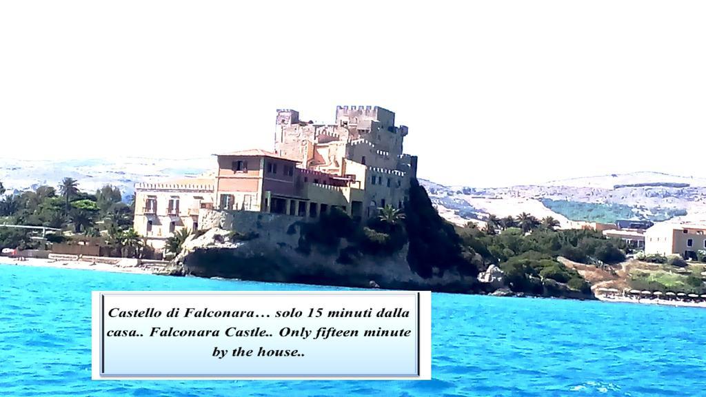 Appartamento Castel Sant'Angelo ลิกาตา ภายนอก รูปภาพ